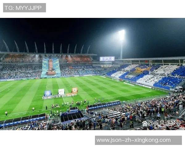 足球报李璇精彩瞬间回顾展现她在足球界的独特魅力与贡献